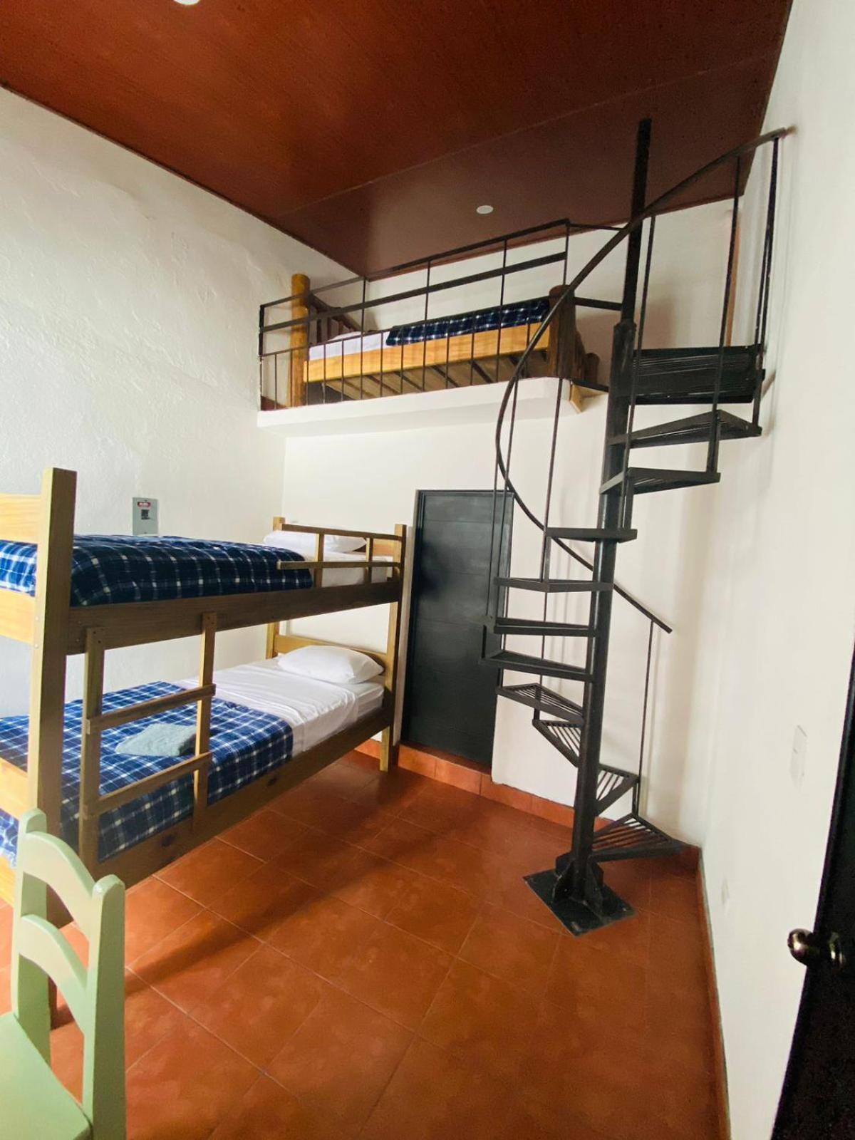 Hostal 17-52 Guatemala-Stad Buitenkant foto