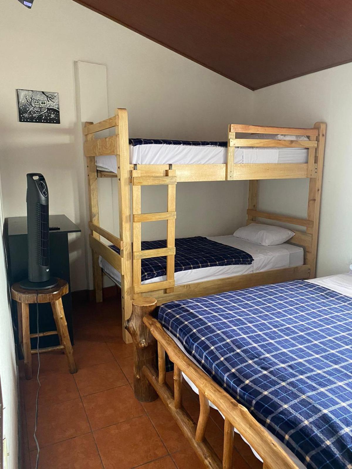 Hostal 17-52 Guatemala-Stad Buitenkant foto
