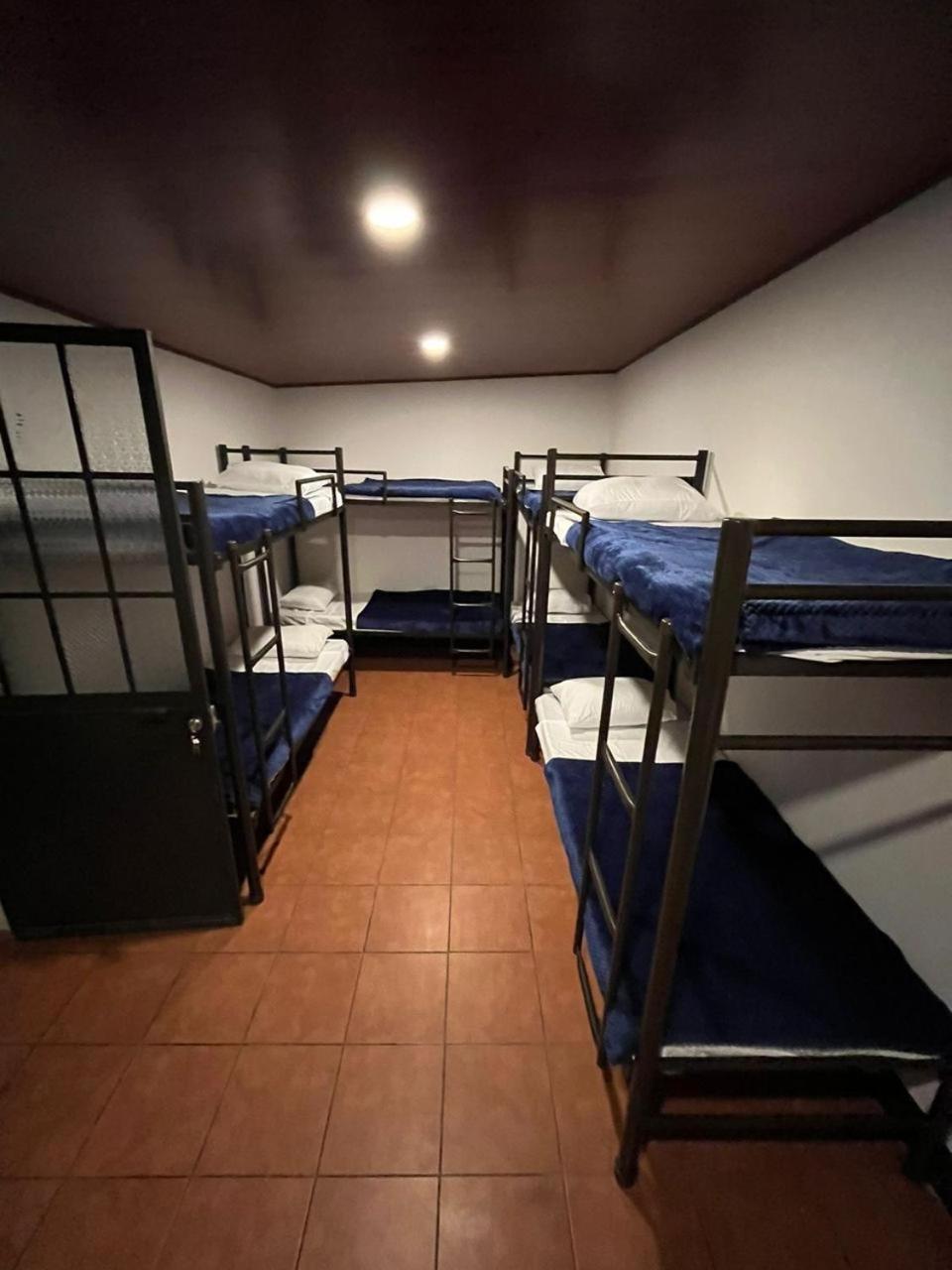Hostal 17-52 Guatemala-Stad Buitenkant foto