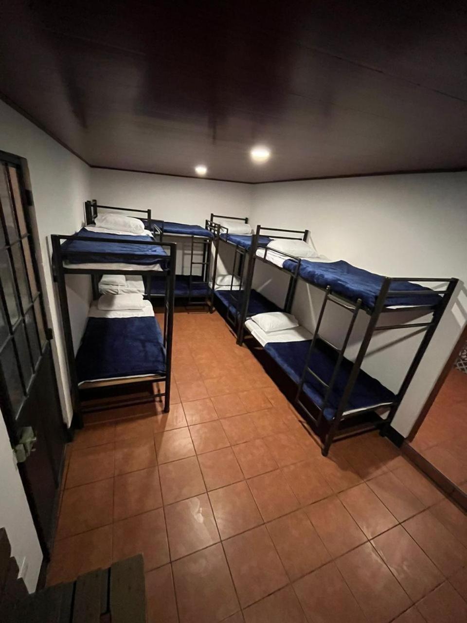 Hostal 17-52 Guatemala-Stad Buitenkant foto